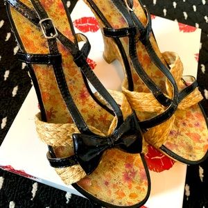 Sugarlips straw heels